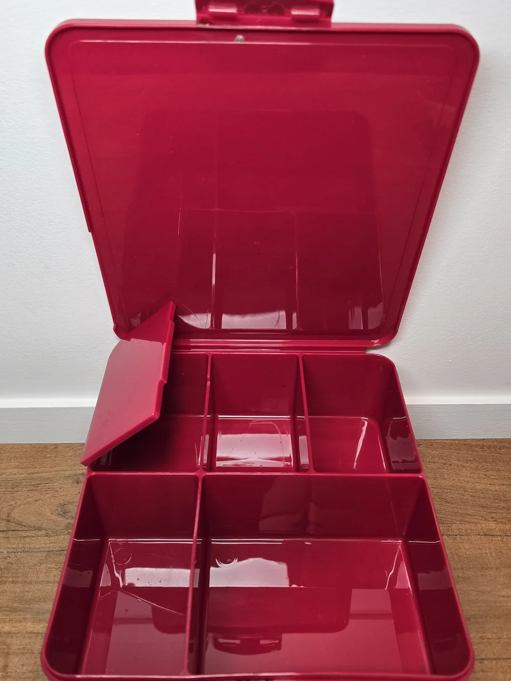Pottery Barn Kids Spencer Bento Box, Pink Rasberry. Food Storage Lunchtime Style